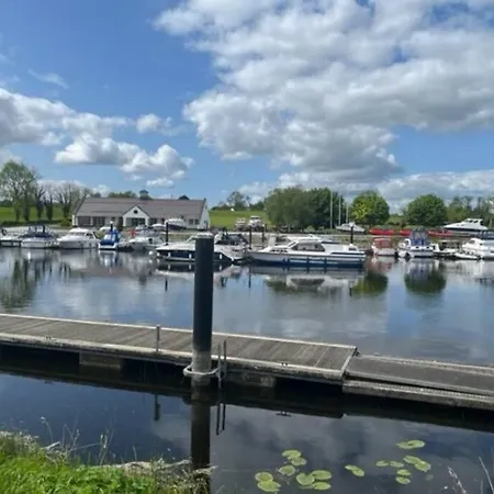 2 Bed On River Erne *